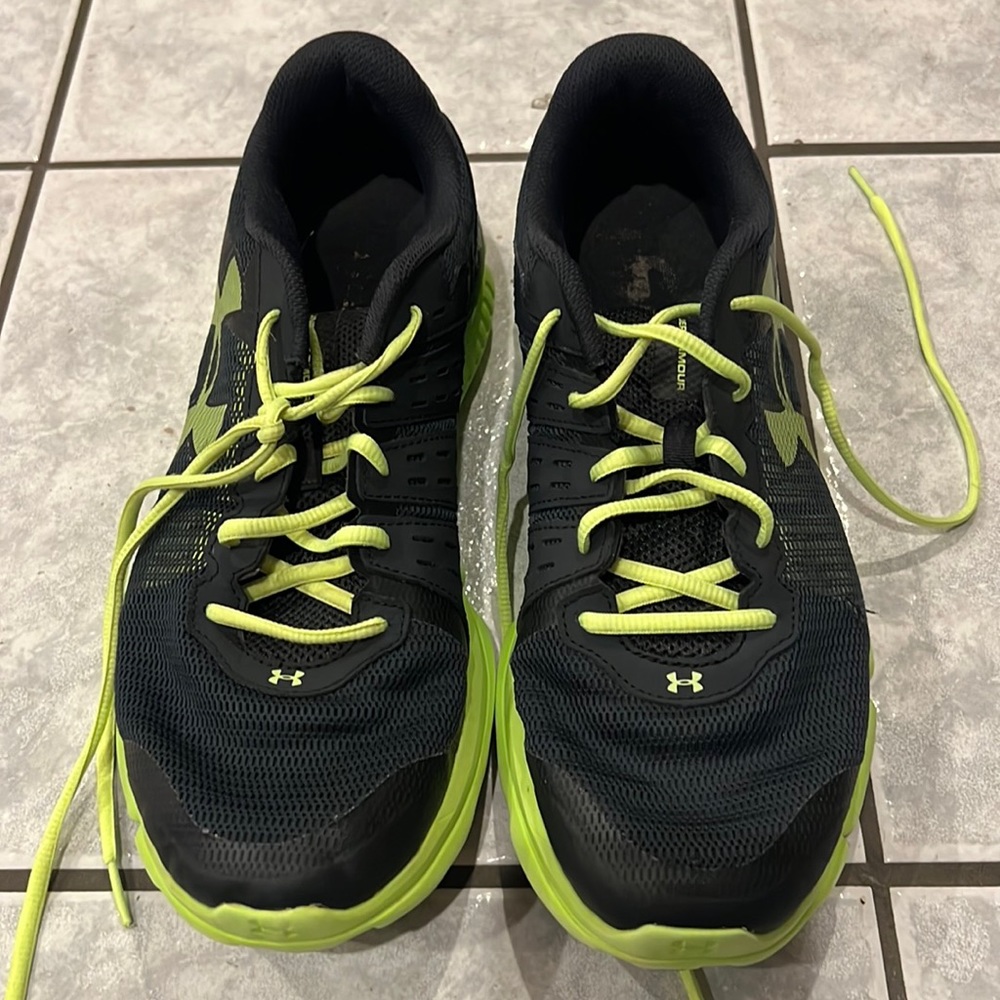 Under Armour Cross Trainers Size 12